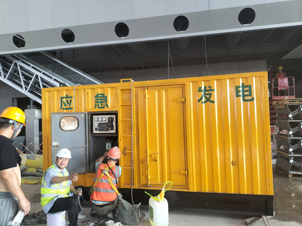 永丰怎样判断空气滤清器是否需要更换？